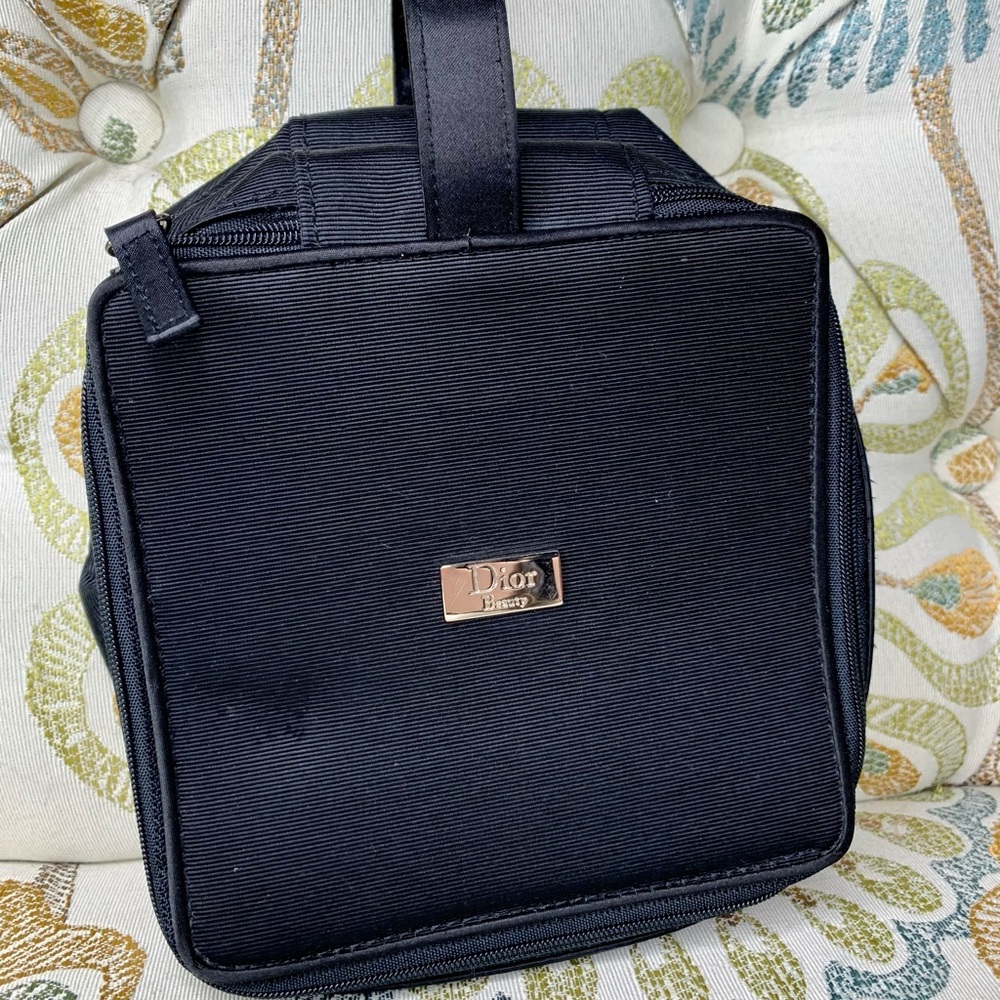 Dior Beauty Black Cosmetic Make-up Travel Bag - Picture 1 of 5